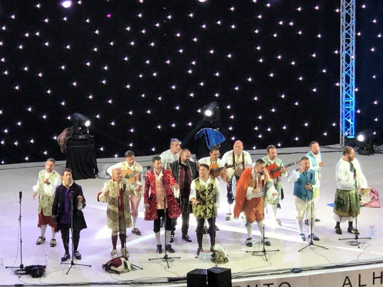 Una mágica y divertida noche de Carnaval  trae lo mejor de Cádiz a Alhaurín de la Torre
