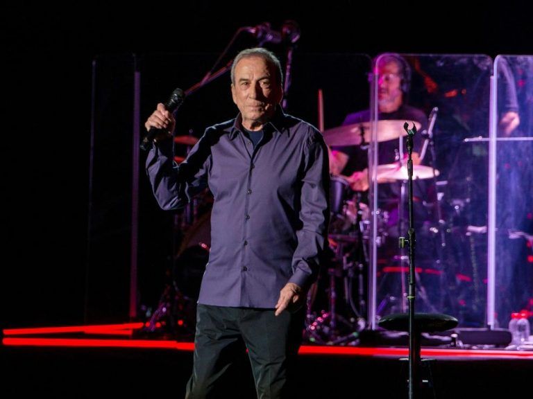 José Luis Perales, emotiva despedida entre aplausos y lágrimas