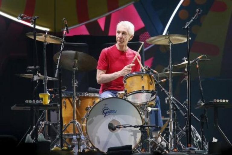 Muere Charlie Watts, batería de los Rolling Stones, a los 80 años
