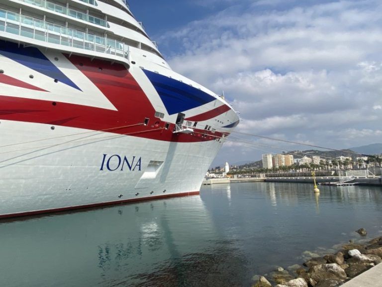 Málaga recibe cuatro cruceros en la jornada con más tráfico en 16 meses