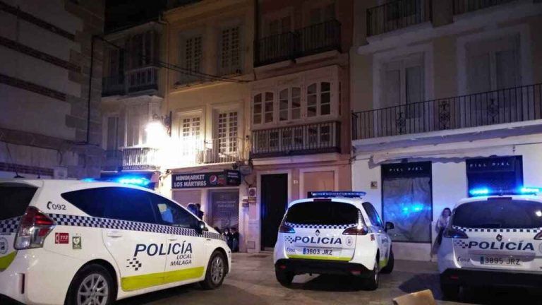 Detenido un portero de discoteca por romper la mandíbula a un joven en Málaga