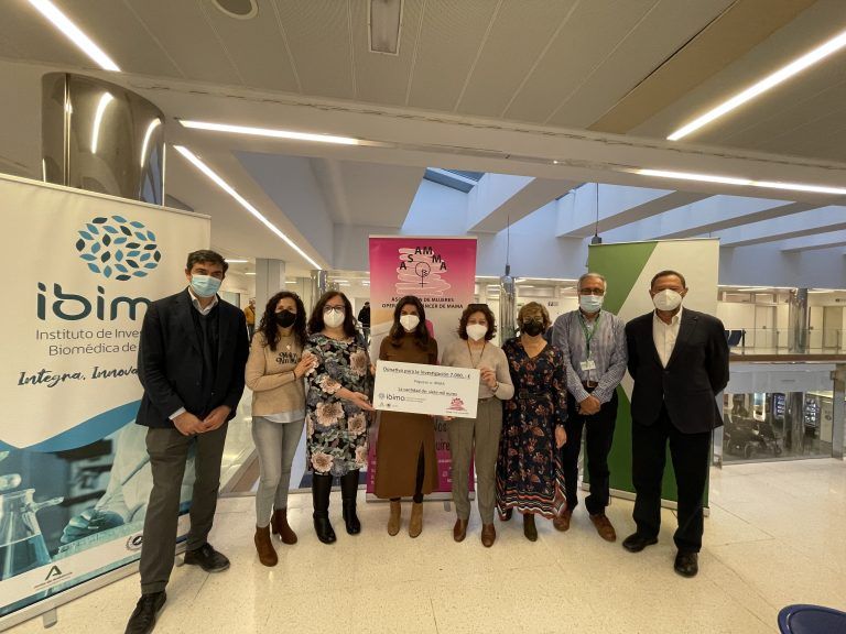 IBIMA recibe por parte de la asociación ASAMMA una donación de 7.000 euros para una investigación genética relacionada con el cáncer de mama metastásico