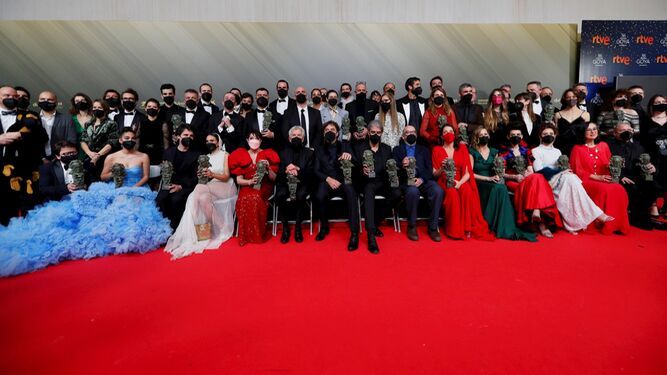 Banderas reivindica la importancia del cine en la gala de los Goya: «Merece la pena»