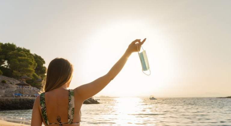 Andalucía elimina, desde este viernes, la mascarilla en recreos y clases de educación física