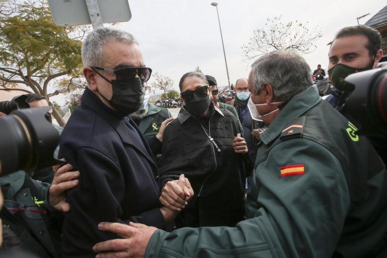 Llega al Juzgado de Málaga Isabel Pantoja para el juicio donde le piden 3 años de prisión