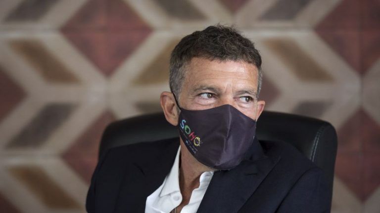 Banderas pide una Semana Santa más solidaria que se expanda a otros sectores