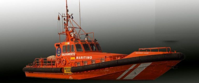 Rescatado un padelsurfista de 16 años en la zona de Sabinillas