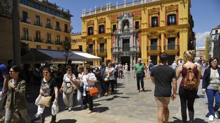 La Junta destaca que la provincia vuelva a liderar datos de número de turistas en Andalucía