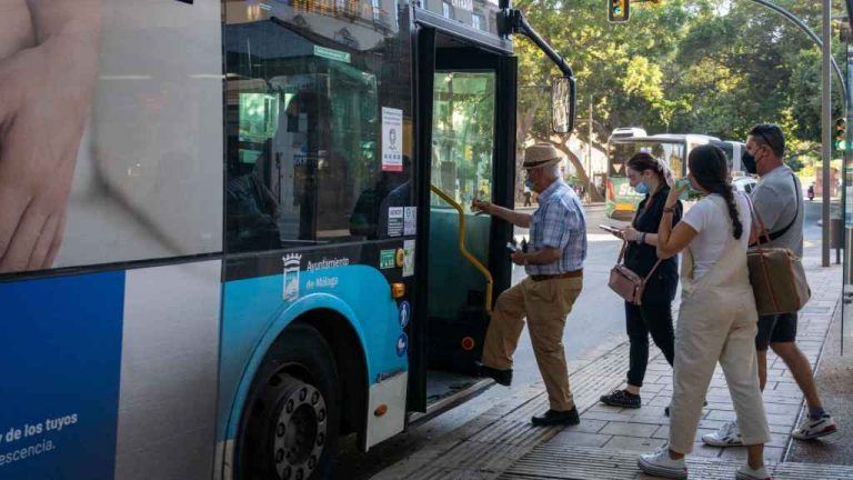 El 1 de septiembre entra en vigor la reducción de precio entre el 35% y el 40% en las tarjetas de transporte urbano