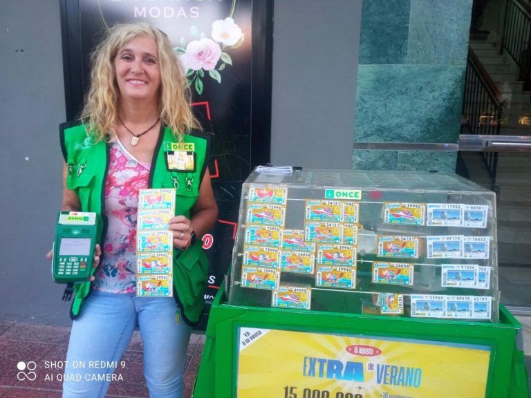 ESTEPONA Un vecino de Estepona se lleva un premio de medio millón de euros con el cupón de la ONCE