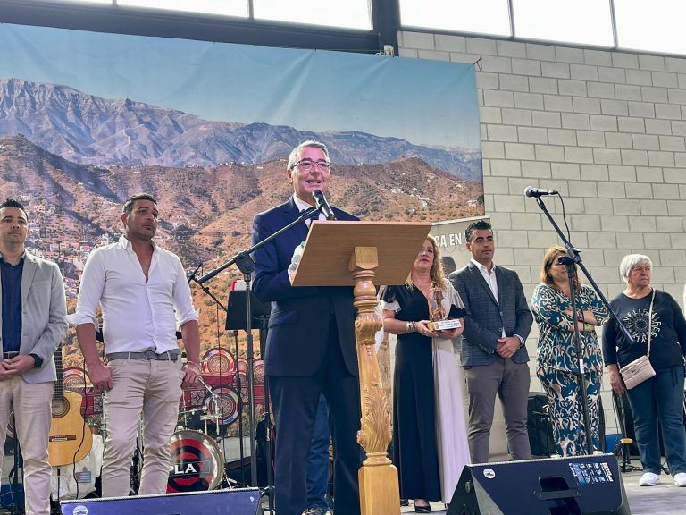 Arenas celebra la Feria de la Mula, Fiesta de Singularidad Turística, con la visita de más de 4.000 personas
