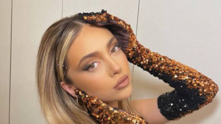 ‘Música Ligera’, de Ana Mena, premio a la Mejor Canción en Los40 Music Awards