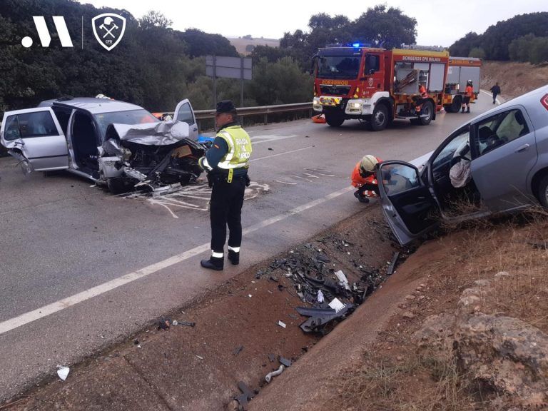 Fallece una mujer de 86 años tras colisionar dos vehículos en Antequera