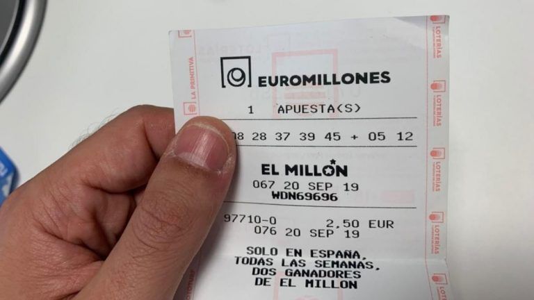 Cae en Benalmádena el millón del sorteo del Euromillones de este martes