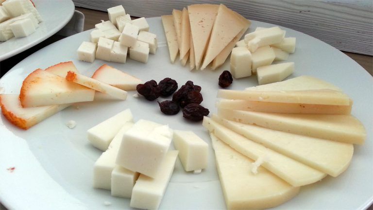 Presentación del próximo Mercado Quesos de Málaga en Coín