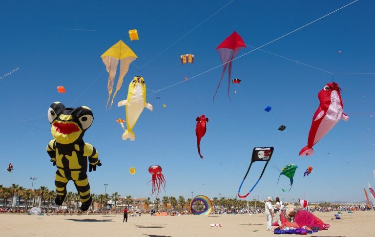 Málaga acoge en abril el ‘Kite Fest 2023’, la mayor exhibición de cometas del mundo