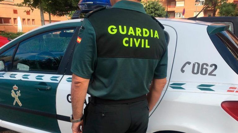 Detenido en Rincón de la Victoria por amenazar a su expareja con una pistola
