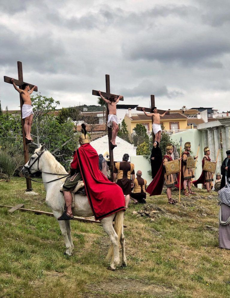 Riogordo y sus vecinos se vuelcan con la representación de El Paso