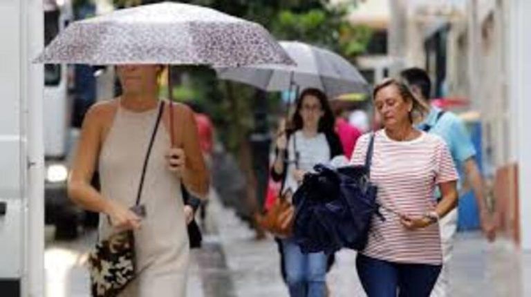 Llegan los primeros chubascos a Málaga