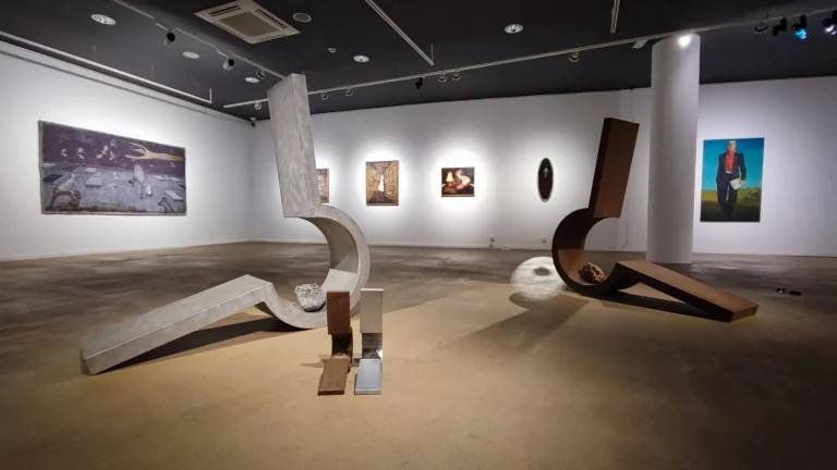 Diletantes en lo Axarco: nueva exposición temporal en el Museo de Nerja, un homenaje a la Axarquía y a la pasión por crear