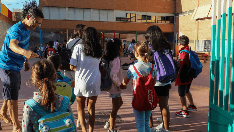 Más de 145.000 estudiantes de Infantil, Primaria y Educación Especial comienzan el lunes el colegio en Málaga