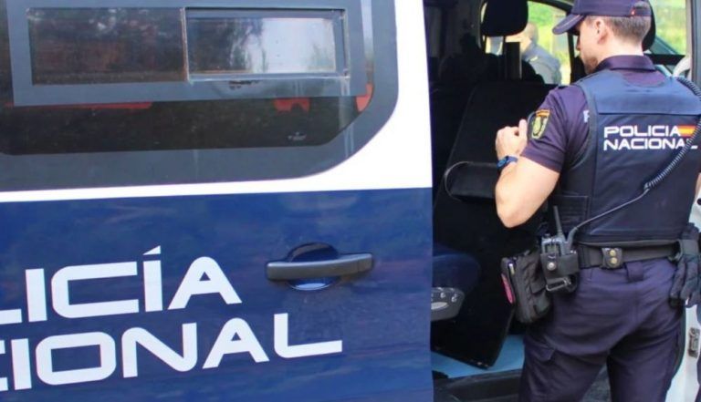 Macabro hallazgo en Málaga: encuentran el cadáver de una mujer momificada cubierto por una manta