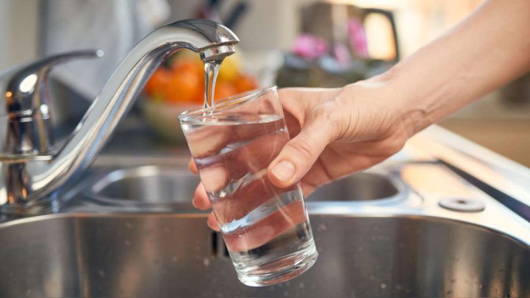 El agua de Maro en Málaga, declarada no apta para el consumo por radiactividad natural