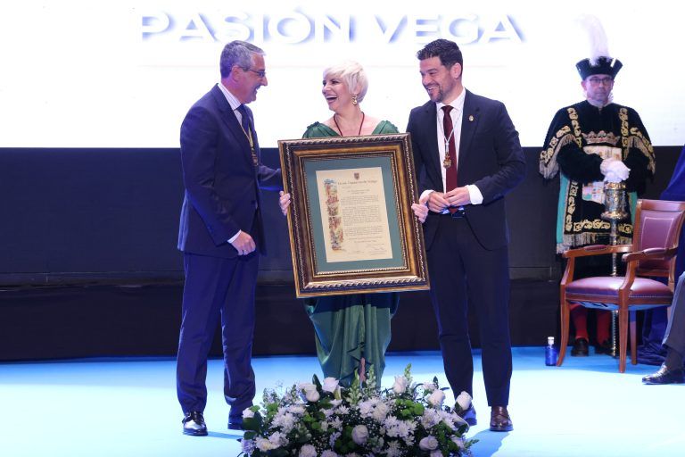 Salado reclama unidad para abrazar el progreso de la provincia con valentía,en la entrega de las medallas en el día de Málaga