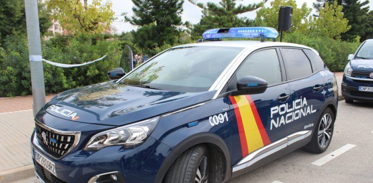 Dos detenidos tras una reyerta en Torremolinos en la que uno apuñaló al otro en la nuca