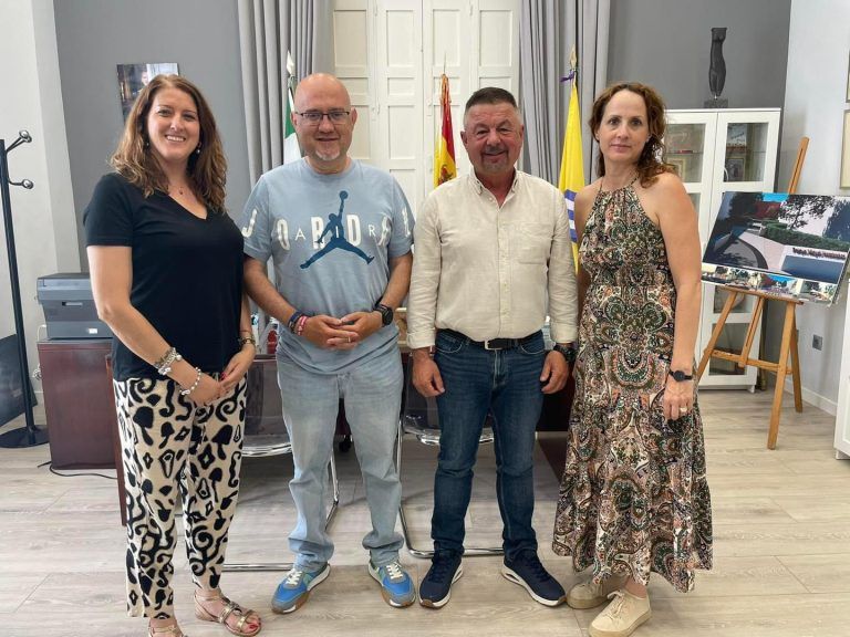 Mancomunidad Axarquía y Turismo Vélez-Málaga aúnan esfuerzos en la promoción y digitalización turística