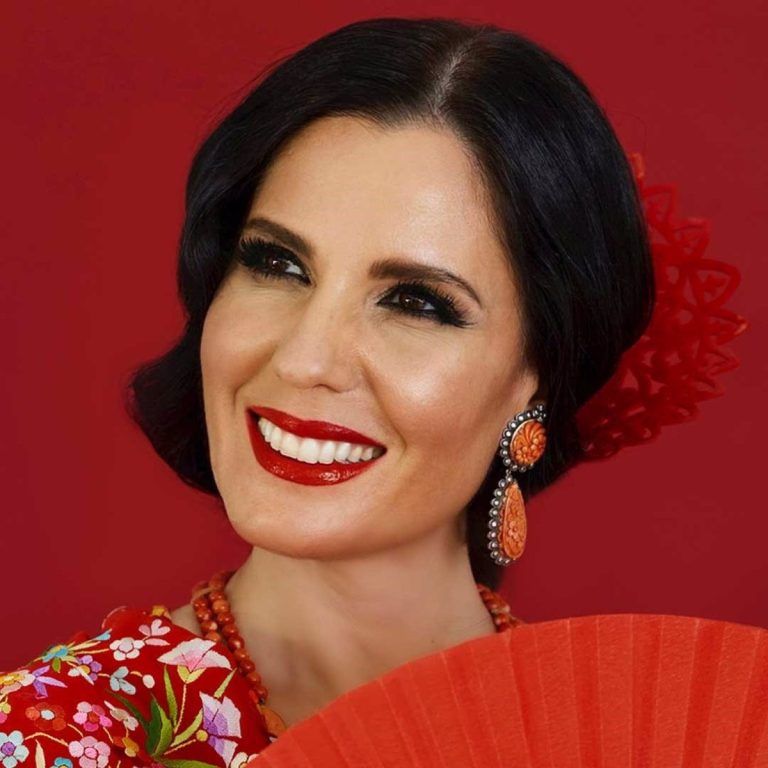 La cantante Diana Navarro y el periodista Luca Costantini, protagonistas esta semana en el Centro Cultural La Malagueta