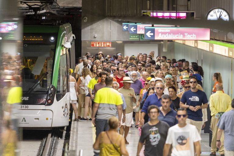 Metro de Málaga ampliará el horario y mejorará las frecuencias de paso con motivo de la Feria