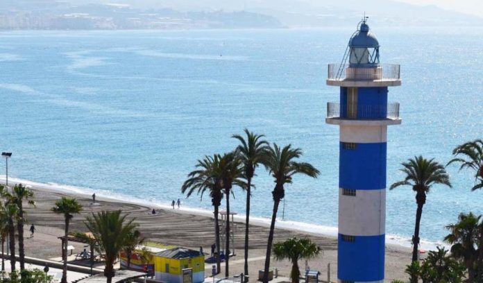 T_del_mar_el_faro_recorte