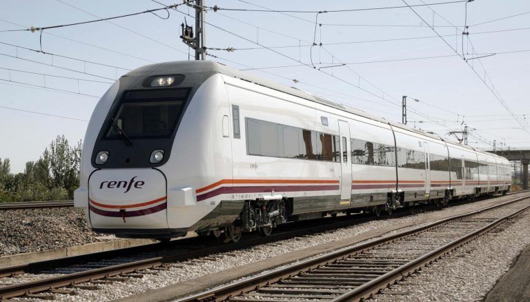 Renfe sigue generando «incidencias»: el viaje Málaga-Sevilla de este lunes acaba en autobús