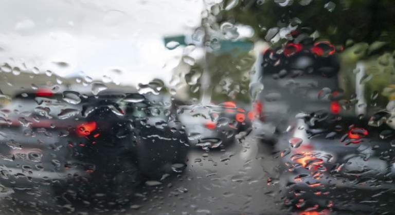 Un chaparrón sorpresa en Nerja deja 4,7 litros por metro cuadrado