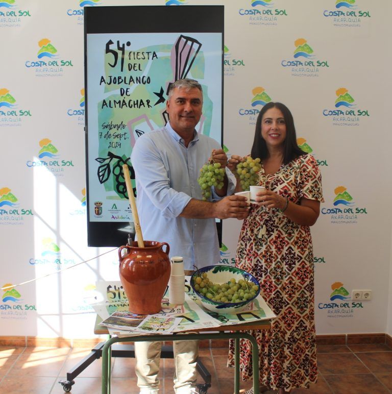 Este sábado se celebra la 54 edición de la Fiesta del Ajoblanco en Almáchar con 4.000 litros de la popular sopa fría malagueña