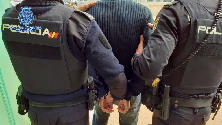 Golpe en Málaga al blanqueo de capitales del tráfico de drogas y las estafas telemáticas
