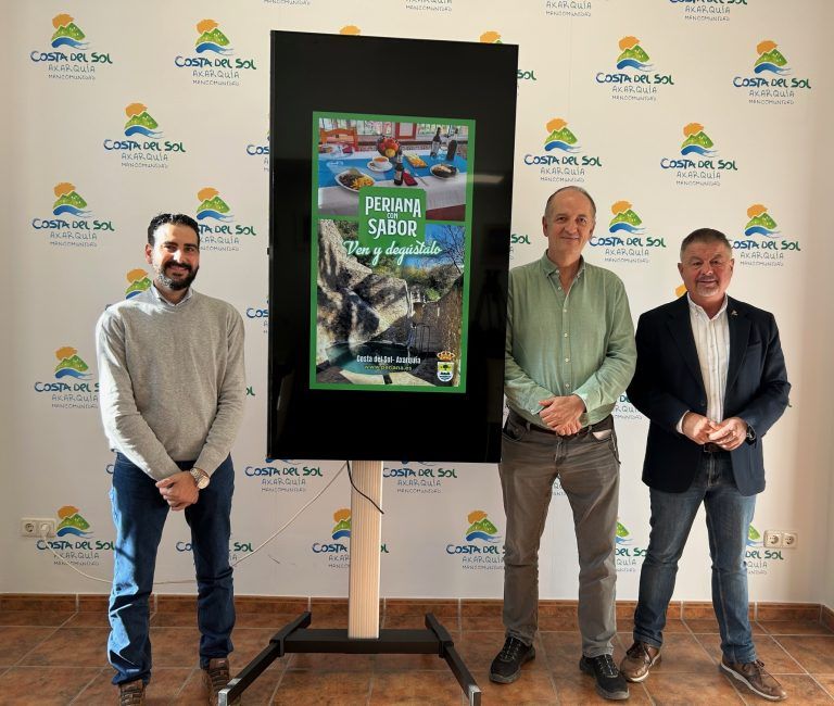 Periana recopila la oferta de casas rurales y restaurante del municipio en dos folletos turísticos