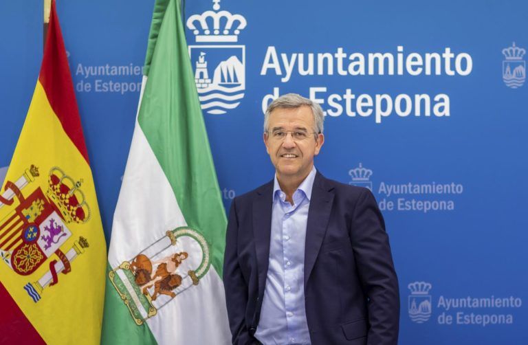 Las causas judiciales cercan al alcalde de Estepona: en enero declarará por malversación