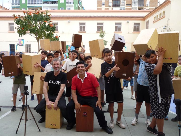 El cajón será el protagonista en el arranque de la IX Bienal de Arte Flamenco de Málaga con una cajoneada multitudinaria en la Plaza de la Merced