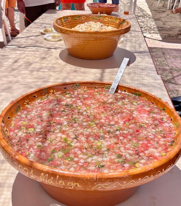 «¡Un Sabor Inolvidable! La XXIII Fiesta del Gazpacho en Alfarnatejo: Tradición, Cultura y Sabor en su máxima expresión»