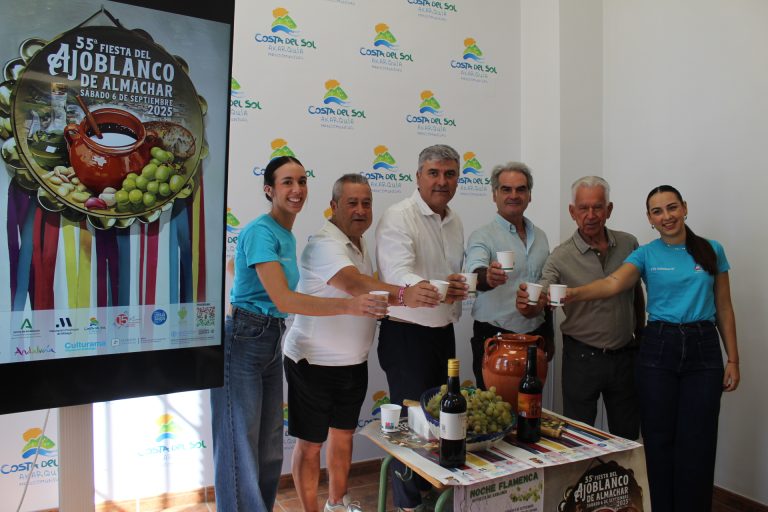 Almáchar celebra este sábado la 55 edición de la Fiesta del Ajoblanco, rindiendo tributo a la agricultura, a la gastronomía y a las tradiciones populares