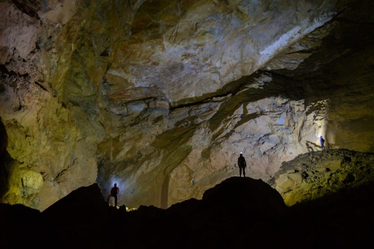 Descubren el mayor complejo subterráneo de Andalucía en el Parque Nacional de la Sierra de las Nieves