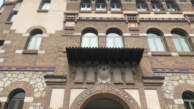 La Junta transferirá 39M€ a las universidades públicas andaluzas para que puedan aplicar de inmediato la subida salarial del 2,5%