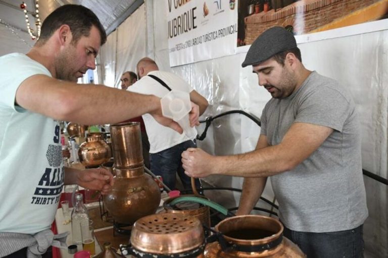 Jubrique prepara la XI edición de su Concurso de Aguardiente