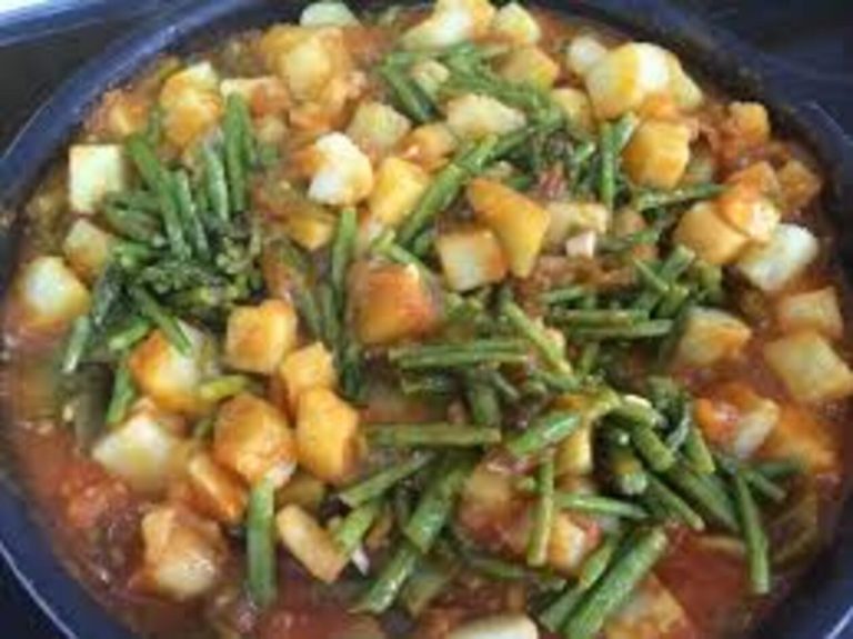 El Burgo invita a saborear Andalucía con la tradicional Sopa de los Siete Ramales