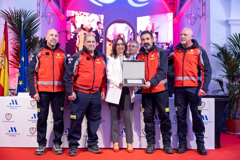 El Consorcio Provincial de Bomberos premia a profesionales, entidades y particulares por su colaboración en incendios y emergencias