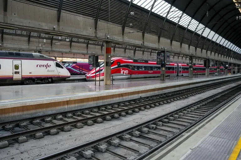 La Junta amenaza con acciones legales si el AVE Málaga-Madrid no se restablece antes de Semana Santa