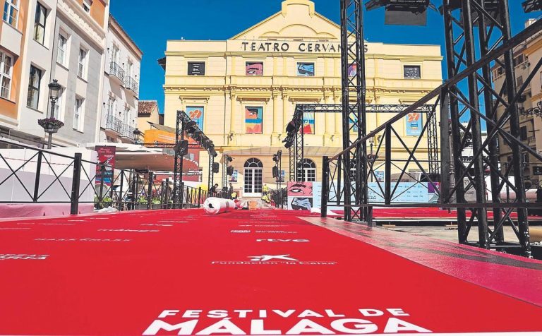 El Festival de Málaga fleta un chárter con 120 invitados con salida de Madrid