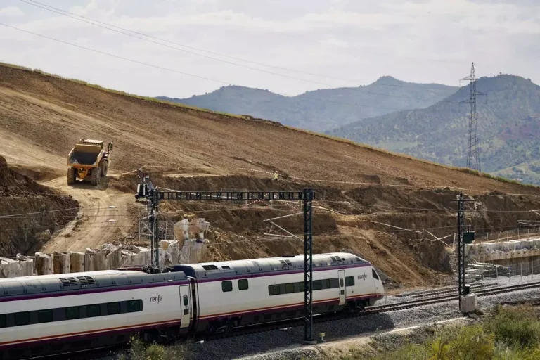 Vuelve la conexión directa Málaga–Madrid tras meses de incidencias
